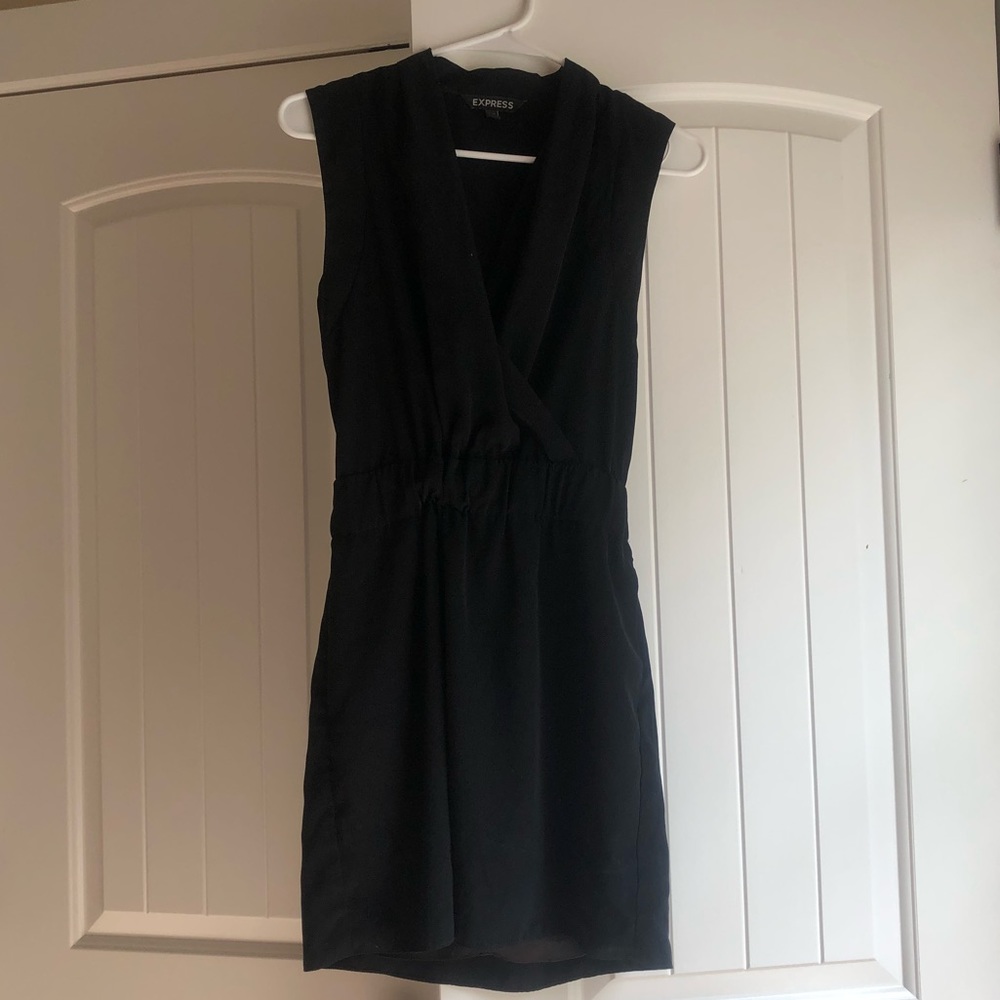 Express Black Dress with POCKETS!